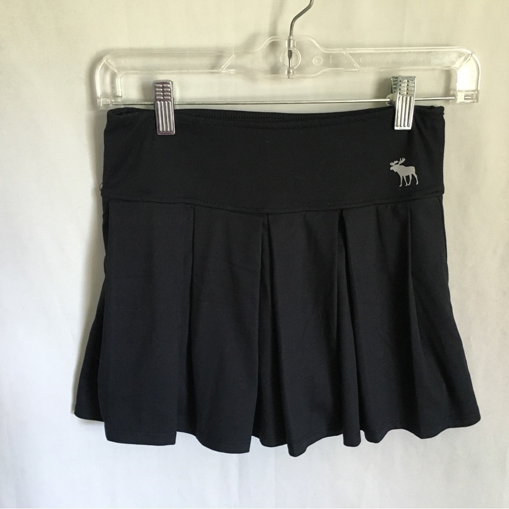 Abercrombie Active Navy Blue Girls Pleated Skort Size 13/14